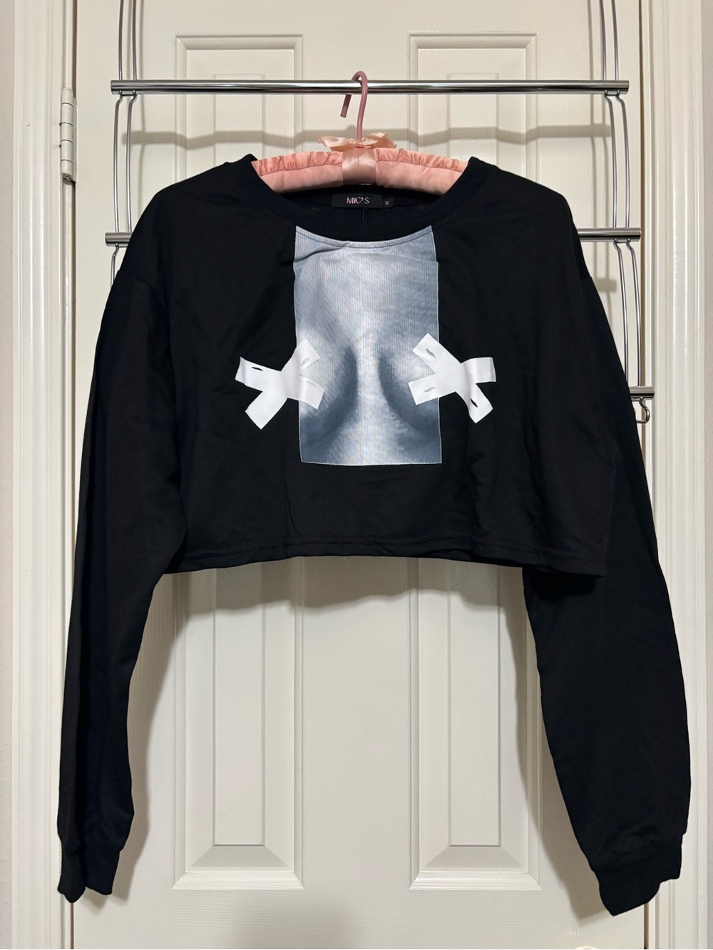 Micas Black Cropped Long-Sleeve Top with Silver Graphic and White Accents